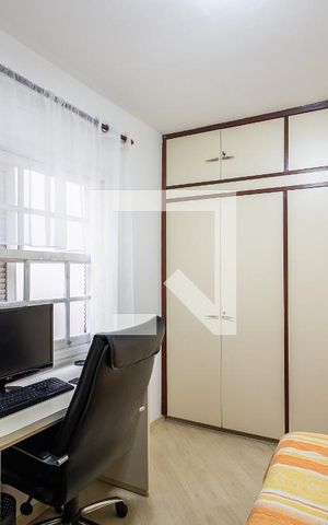 Casa à venda com 210m², 3 quartos e 2 vagas Casa à venda com 210m², 3 quartos e 2 vagasQuarto 1