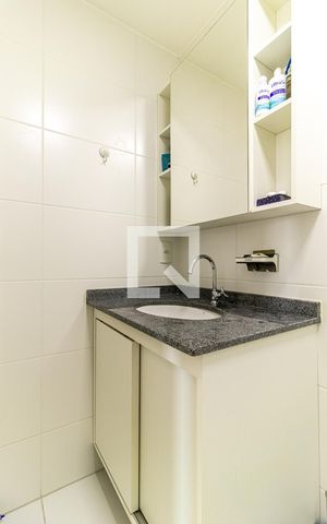 Apartamento à venda com 28m², 1 quarto e sem vagaBanheiro da Suíte - Armários