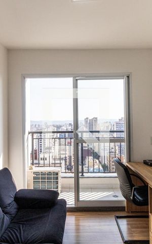Apartamento à venda com 28m², 1 quarto e sem vagaSala
