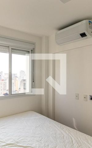 Apartamento à venda com 28m², 1 quarto e sem vagaSuíte - Ar-Condicionado