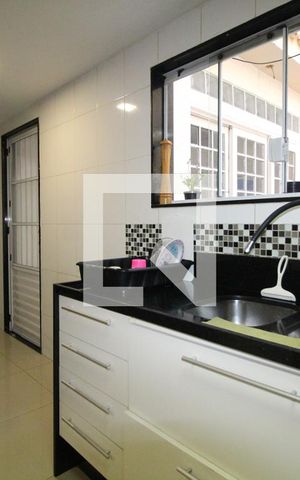 Casa de condomínio à venda com 360m², 4 quartos e 4 vagasCozinha