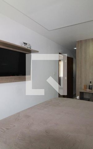 Casa de condomínio à venda com 360m², 4 quartos e 4 vagasSuíte