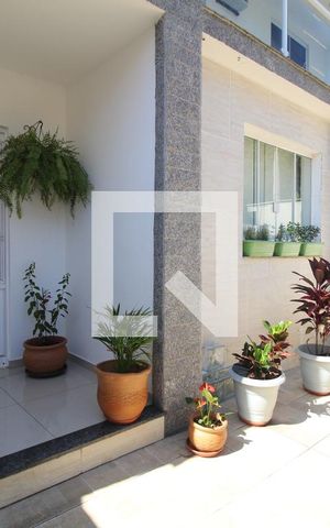 Casa de condomínio à venda com 360m², 4 quartos e 4 vagasQuintal
