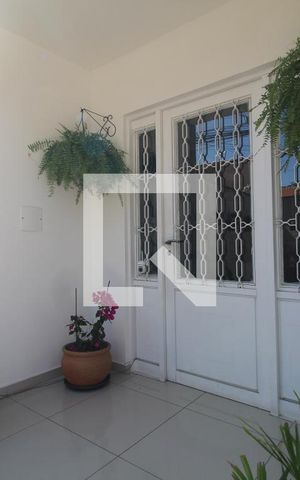 Casa de condomínio à venda com 360m², 4 quartos e 4 vagasEntrada