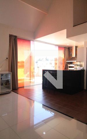Casa de condomínio à venda com 360m², 4 quartos e 4 vagasTerraço