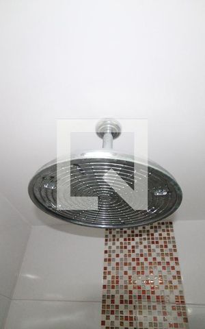 Casa de condomínio à venda com 360m², 4 quartos e 4 vagasBanheiro 1