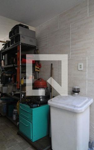 Casa de condomínio à venda com 360m², 4 quartos e 4 vagasQuintal