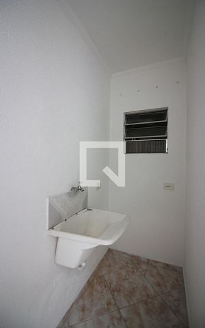 Casa para alugar com 40m², 2 quartos e sem vagaLavanderia