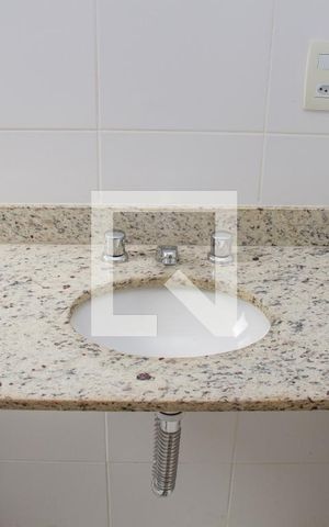 Apartamento à venda com 89m², 3 quartos e 1 vagaBanheiro da Suíte 01
