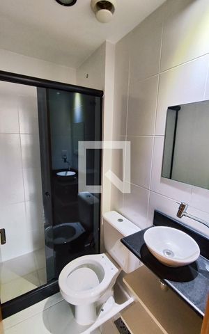 Apartamento à venda com 112m², 4 quartos e 2 vagas Apartamento à venda com 112m², 4 quartos e 2 vagasBanheiro 2