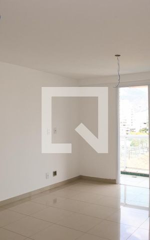 Apartamento à venda com 116m², 4 quartos e sem vaga Apartamento à venda com 116m², 4 quartos e sem vagaSala