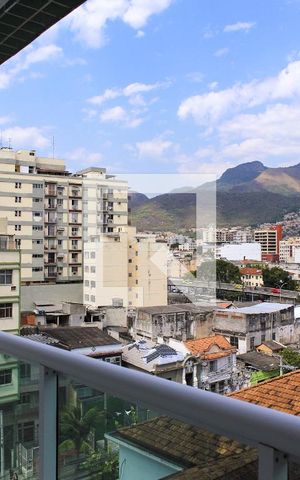 Apartamento à venda com 116m², 4 quartos e sem vaga Apartamento à venda com 116m², 4 quartos e sem vagaVaranda da Sala