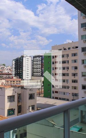 Apartamento à venda com 116m², 4 quartos e sem vaga Apartamento à venda com 116m², 4 quartos e sem vagaVaranda do Quarto 4 - Suíte