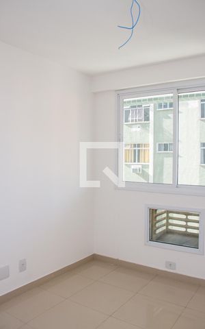 Apartamento à venda com 116m², 4 quartos e 2 vagasQuarto 02