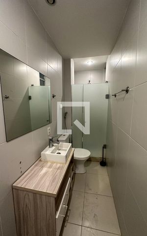 Apartamento à venda com 96m², 3 quartos e 1 vaga Apartamento à venda com 96m², 3 quartos e 1 vagaBanheiro Social