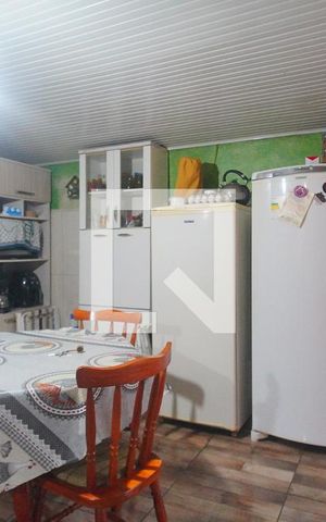 Casa à venda com 80m², 2 quartos e 2 vagasCozinha