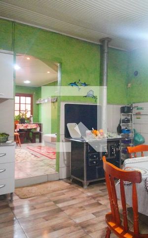 Casa à venda com 80m², 2 quartos e 2 vagasCozinha