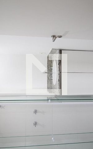 Apartamento à venda com 61m², 2 quartos e 1 vagaBanheiro Corredor