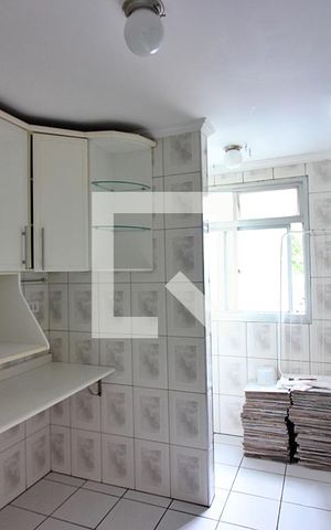 Apartamento para alugar com 55m², 2 quartos e 2 vagasCozinha
