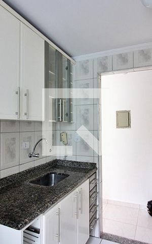 Apartamento para alugar com 55m², 2 quartos e 2 vagasCozinha