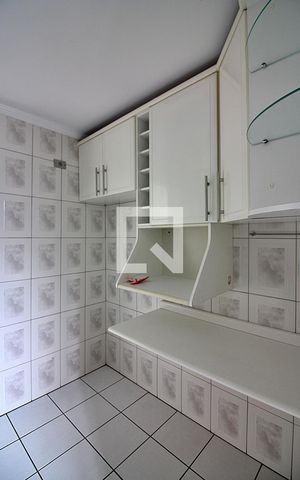 Apartamento para alugar com 55m², 2 quartos e 2 vagasCozinha