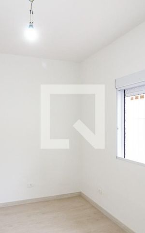 Casa à venda com 394m², 3 quartos e 3 vagas Casa à venda com 394m², 3 quartos e 3 vagasQuarto 2