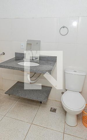 Casa à venda com 600m², 5 quartos e 6 vagasBanheiro Suíte 1