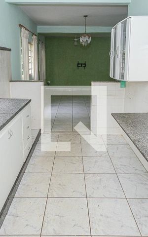 Casa à venda com 600m², 5 quartos e 6 vagasCozinha