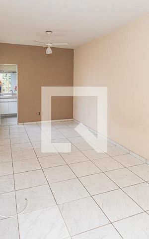 Casa à venda com 600m², 5 quartos e 6 vagasQuarto 2 - suite/ 2º andar