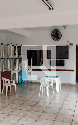 Apartamento à venda com 65m², 2 quartos e 1 vaga Apartamento à venda com 65m², 2 quartos e 1 vagaÁrea comum - Salão de festas