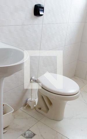 Apartamento à venda com 65m², 2 quartos e 1 vaga Apartamento à venda com 65m², 2 quartos e 1 vagaBanheiro