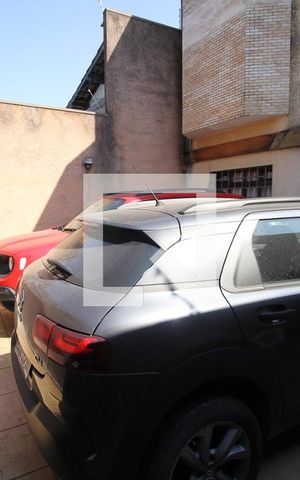Casa à venda com 400m², 4 quartos e 3 vagasGaragem
