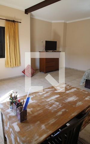 Casa à venda com 400m², 4 quartos e 3 vagasSuíte 4
