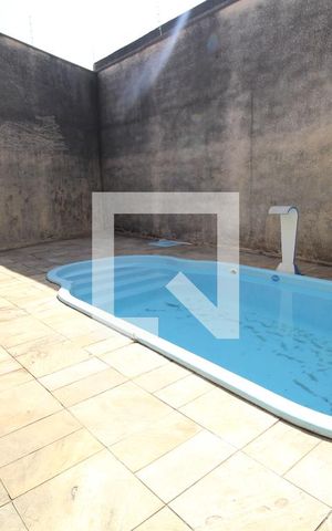 Casa à venda com 400m², 4 quartos e 3 vagasPiscina