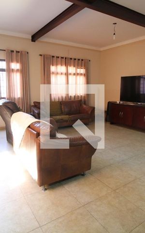 Casa à venda com 400m², 4 quartos e 3 vagasSala
