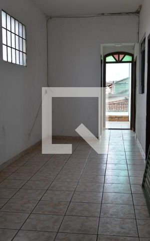 Casa à venda com 180m², 4 quartos e 2 vagasSala
