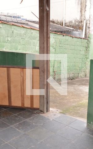 Casa à venda com 180m², 4 quartos e 2 vagasÁrea de Serviço