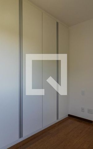 Apartamento à venda com 342m², 3 quartos e 6 vagas Apartamento à venda com 342m², 3 quartos e 6 vagasSuíte 2