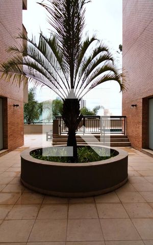 Apartamento à venda com 342m², 3 quartos e 6 vagas Apartamento à venda com 342m², 3 quartos e 6 vagasÁrea comum