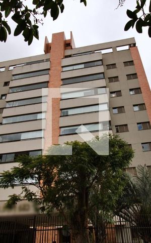 Apartamento à venda com 342m², 3 quartos e 6 vagas Apartamento à venda com 342m², 3 quartos e 6 vagasFachada