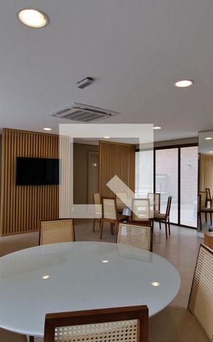 Apartamento à venda com 342m², 3 quartos e 6 vagas Apartamento à venda com 342m², 3 quartos e 6 vagasÁrea comum - Salão de festas