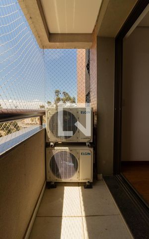 Apartamento à venda com 342m², 3 quartos e 6 vagas Apartamento à venda com 342m², 3 quartos e 6 vagasHall das Suítes