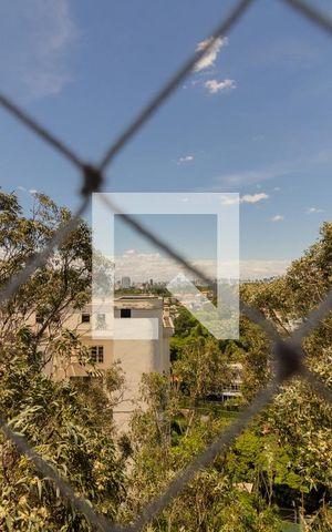 Apartamento à venda com 342m², 3 quartos e 6 vagas Apartamento à venda com 342m², 3 quartos e 6 vagasVista da Suíte 2