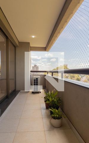 Apartamento à venda com 342m², 3 quartos e 6 vagas Apartamento à venda com 342m², 3 quartos e 6 vagasVaranda da Sala