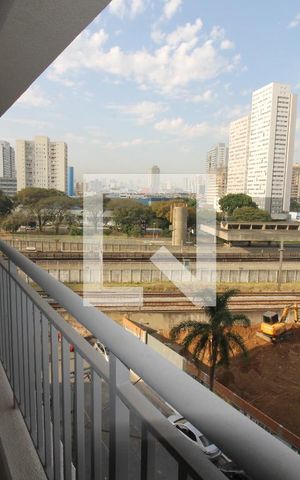 Studio à venda com 33m², 1 quarto e sem vagaVaranda