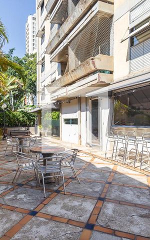 Apartamento à venda com 75m², 2 quartos e 2 vagasÁrea comum - Salão de festas
