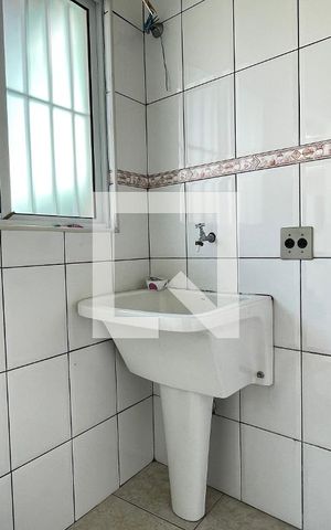 Casa para alugar com 56m², 1 quarto e sem vaga Casa para alugar com 56m², 1 quarto e sem vagaÁrea de Serviço