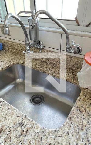 Casa para alugar com 56m², 1 quarto e sem vaga Casa para alugar com 56m², 1 quarto e sem vagaCozinha