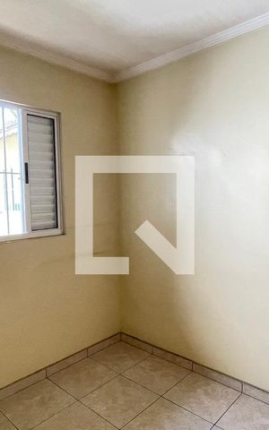 Casa para alugar com 56m², 1 quarto e sem vaga Casa para alugar com 56m², 1 quarto e sem vagaQuarto