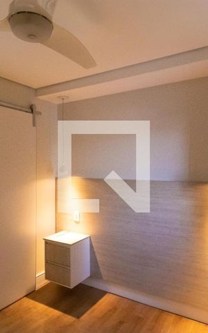 Apartamento à venda com 90m², 2 quartos e 1 vaga Apartamento à venda com 90m², 2 quartos e 1 vagaSuíte